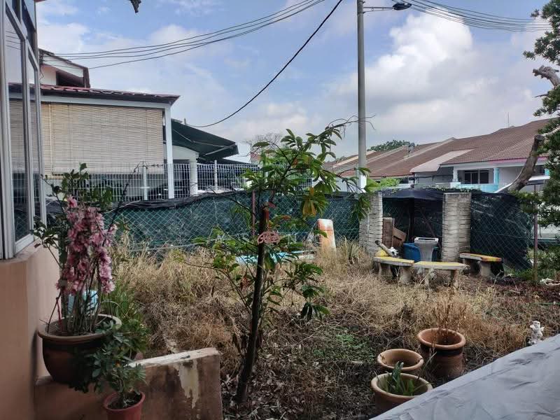 Rumah Teres 1-Tingkat untuk Dijual di Taman Garuda (Durian Tunggal) - Ys Ng - Garden - PropertyGuru.com.my