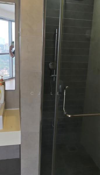 Kondominium untuk Dijual di Vivo Residential Suites - CJ Lee - Bathroom - PropertyGuru.com.my