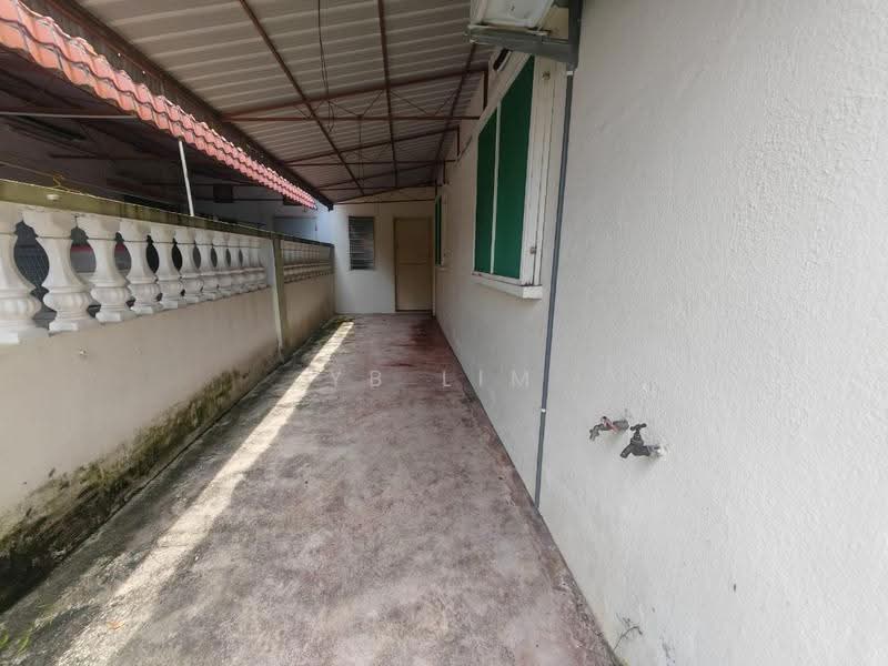 1-storey Terraced House for Sale in Kampung Lapan (Melaka City) - YB Lim - PropertyGuru.com.my
