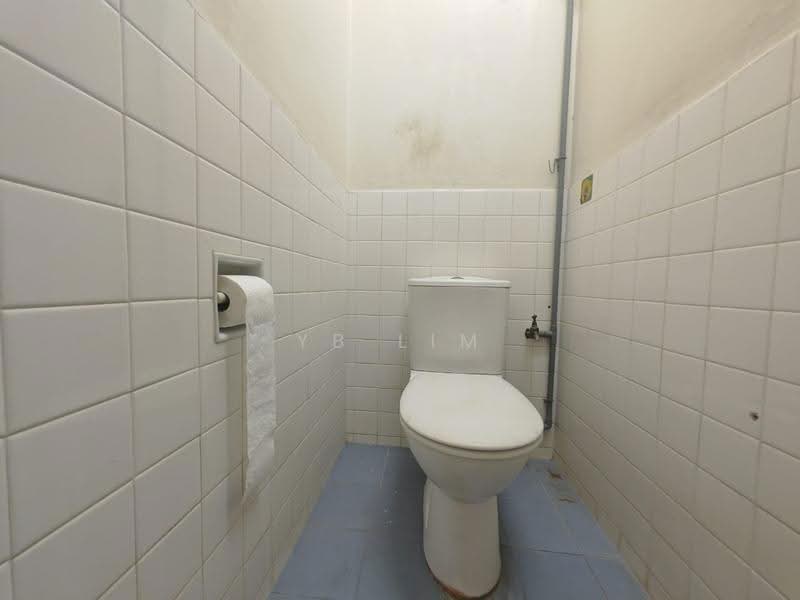 1-storey Terraced House for Sale in Kampung Lapan (Melaka City) - YB Lim - PropertyGuru.com.my