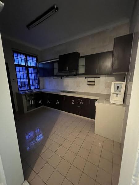 Rumah Teres 2-Tingkat untuk Dijual di Taman Desa Melati (Nilai) - Hana Zaini - Kitchen - PropertyGuru.com.my