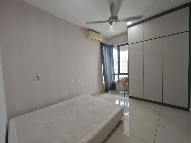 Condominium for Sale at Atmosfera Kondominium - JK Lau - Bedroom - PropertyGuru.com.my