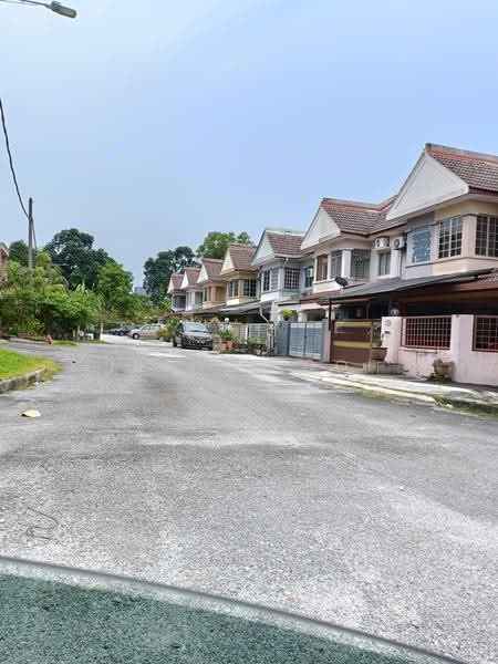2-storey Terraced House for Rent in BANDAR PUCHONG JAYA (Puchong) - Irene Looi - Exterior - PropertyGuru.com.my
