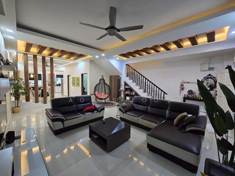 2-storey Terraced House for Sale in Saujana Rawang (Rawang) - Agnes Foo - Living Room - PropertyGuru.com.my