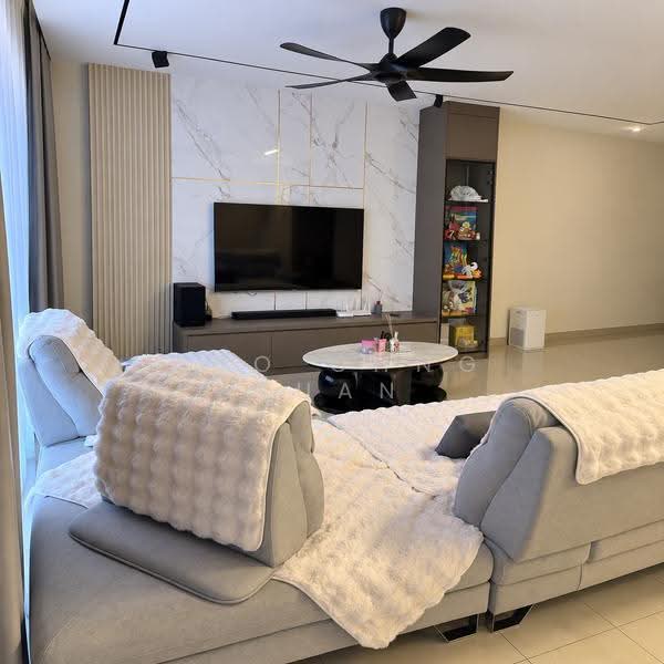 Rumah Teres 2-Tingkat untuk Dijual di Puchong (Selangor) - Kho Chng Guan - Living Room - PropertyGuru.com.my