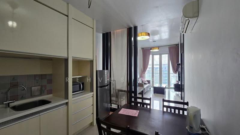 Kediaman Servis untuk Disewa di Marc Residence - Rehvus Tan - Living Room - PropertyGuru.com.my