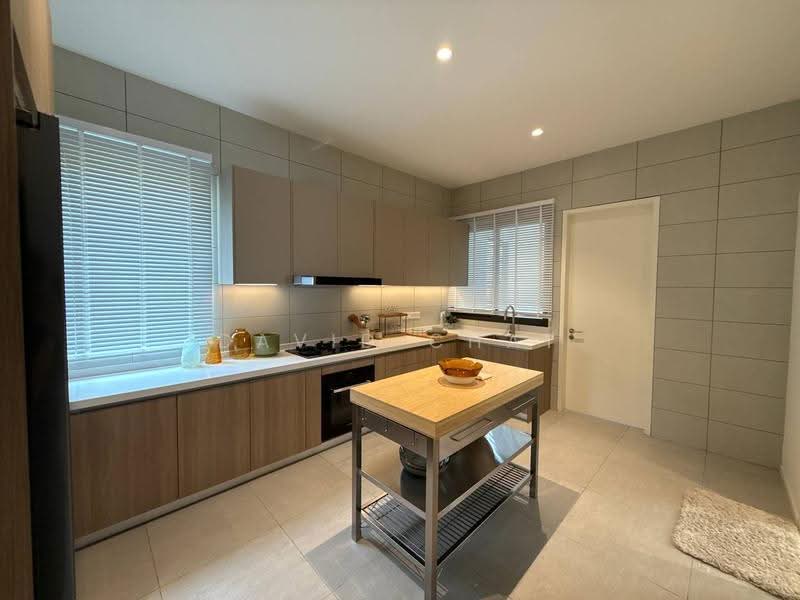 3-storey Terraced House for Sale in Bandar Mahkota Cheras (Cheras) - David Chat - Kitchen - PropertyGuru.com.my