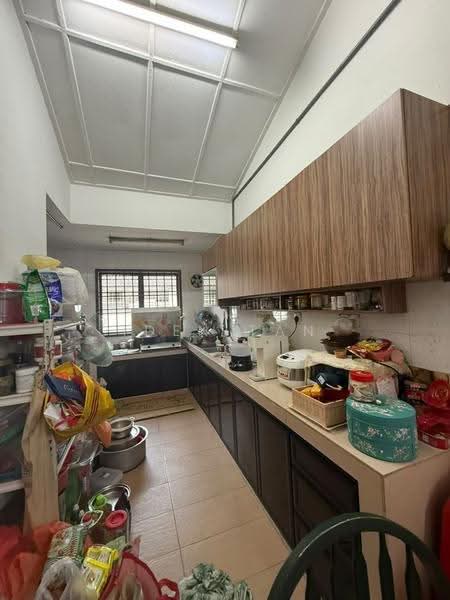 1-storey Terraced House for Sale in Taman Perling (Perling) - Iden Tan - Kitchen - PropertyGuru.com.my