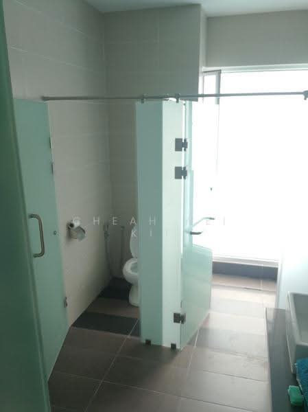 Kondominium untuk Disewa di Sphere Damansara - Cheah Wei Kit - Bathroom - PropertyGuru.com.my