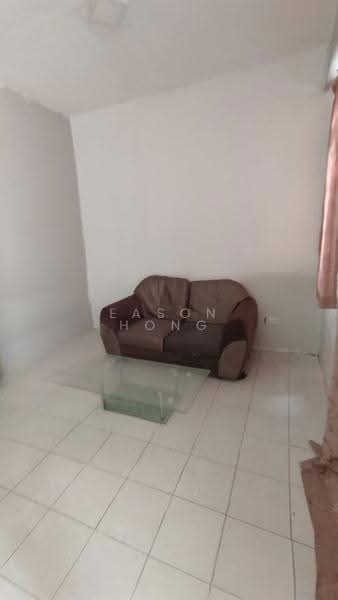 Rumah Teres 2-Tingkat untuk Disewa di Puchong (Selangor) - Eason Hong - Living Room - PropertyGuru.com.my