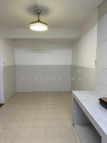 Rumah Teres 2-Tingkat untuk Disewa di Bandar Baru Permas Jaya (Permas Jaya) - Jessica Ma - Kitchen - PropertyGuru.com.my