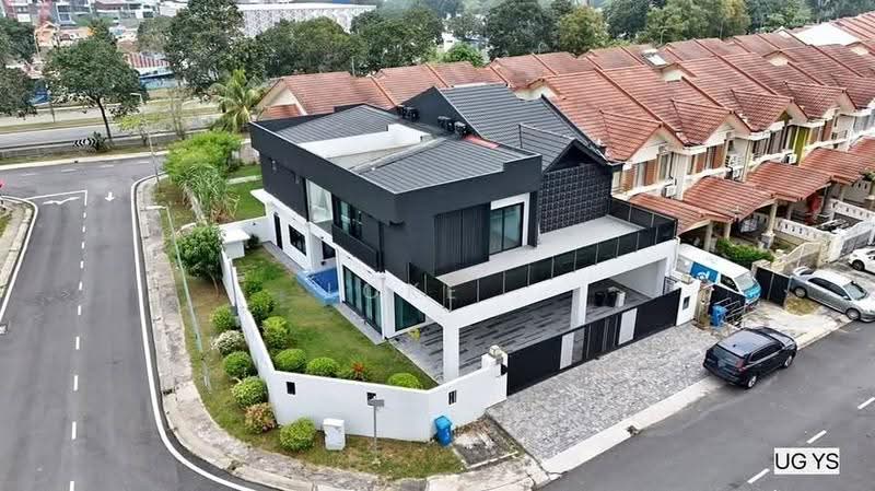 2-storey Terraced House for Sale in Shah Alam (Selangor) - Loke . - Exterior - PropertyGuru.com.my