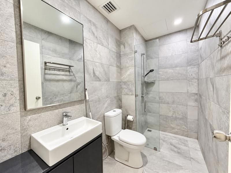 Kediaman Servis untuk Dijual di Equine Residence - DJULIA JAMAL - Bathroom - PropertyGuru.com.my