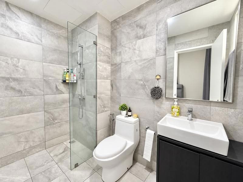Kediaman Servis untuk Dijual di Equine Residence - DJULIA JAMAL - Bathroom - PropertyGuru.com.my