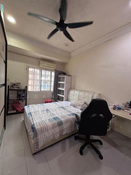 2-storey Terraced House for Sale in Kampung Raja Uda (Port Klang (Pelabuhan Klang)) - Joanne Pua - Bedroom - PropertyGuru.com.my