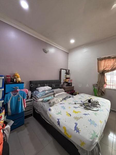 2-storey Terraced House for Sale in Kampung Raja Uda (Port Klang (Pelabuhan Klang)) - Joanne Pua - Bedroom - PropertyGuru.com.my