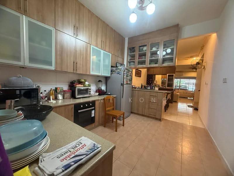 Rumah Teres 3-Tingkat untuk Dijual di Taman Impian Indah (Bukit Jalil) - Celine Kong - Kitchen - PropertyGuru.com.my
