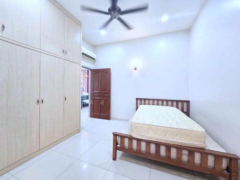 Rumah Teres 2-Tingkat untuk Dijual di Taman Ponderosa (Johor Bahru) - Karl Lim - Bedroom - PropertyGuru.com.my