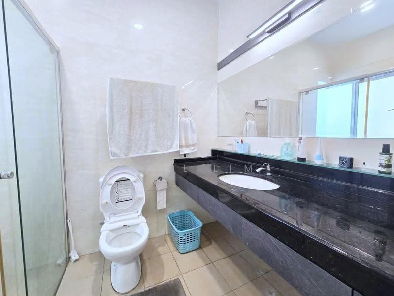 Rumah Teres 2-Tingkat untuk Dijual di Taman Ponderosa (Johor Bahru) - Karl Lim - Bathroom - PropertyGuru.com.my
