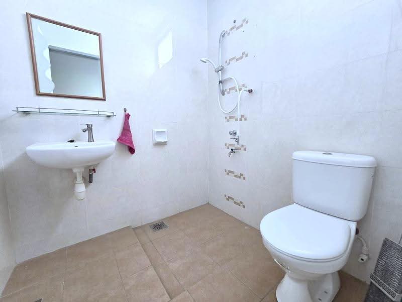 Rumah Teres 2-Tingkat untuk Dijual di Taman Ponderosa (Johor Bahru) - Karl Lim - Bathroom - PropertyGuru.com.my