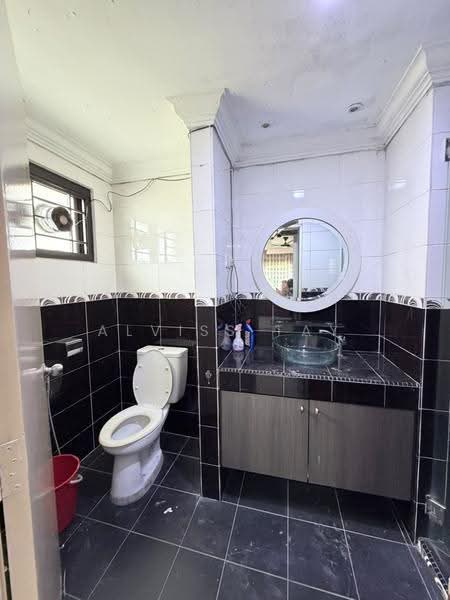Apartment for Rent at Larkin Residence - Alviss Tay - Bathroom - PropertyGuru.com.my