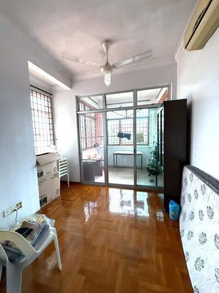 2-storey Terraced House for Sale in Taman Daya (Johor Bahru) - Karl Lim - Living Room - PropertyGuru.com.my