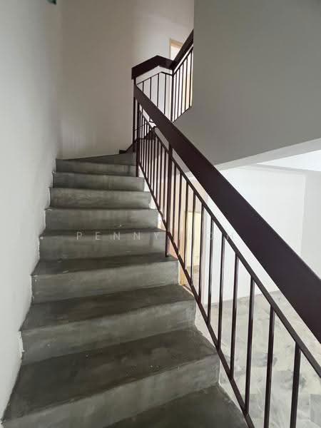 Rumah Teres 2-Tingkat untuk Disewa di Bandar Mahkota Cheras (Cheras) - Penny Loh - Entrance - PropertyGuru.com.my