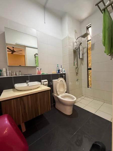 2-storey Terraced House for Sale in Taman Pulai Hijauan (Skudai) - Iden Tan - Bathroom - PropertyGuru.com.my