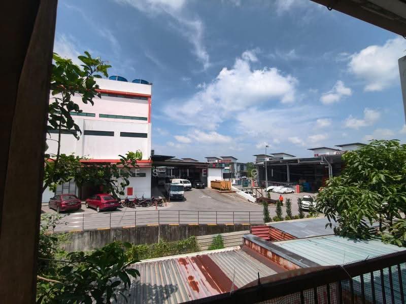 2-storey Terraced House for Sale in Semaba (Kuching) - Leslie Loi - Exterior - PropertyGuru.com.my