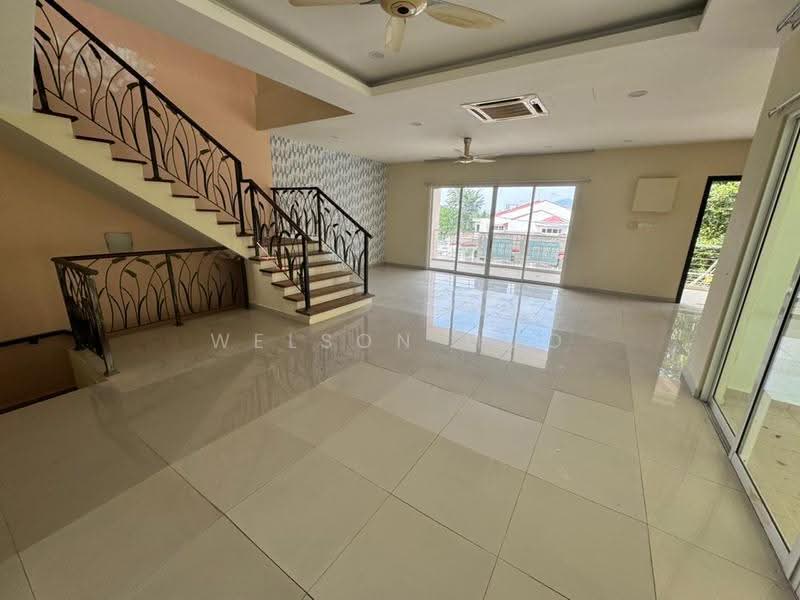 Semi-Detached House for Sale in Taman Kelab Ukay (Ulu Kelang) - Welson Moo - Living Room - PropertyGuru.com.my