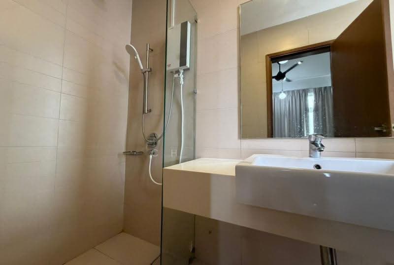 Condominium for Rent at Sri Putramas III / Royal Regent - CH Ng - Bathroom - PropertyGuru.com.my
