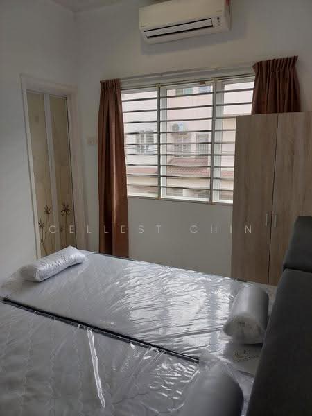 Rumah Teres 3-Tingkat untuk Disewa di Bandar Putra Permai (Seri Kembangan) - Cellest Chin - Bedroom - PropertyGuru.com.my