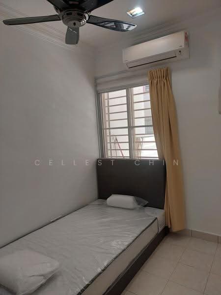 Rumah Teres 3-Tingkat untuk Disewa di Bandar Putra Permai (Seri Kembangan) - Cellest Chin - Bedroom - PropertyGuru.com.my