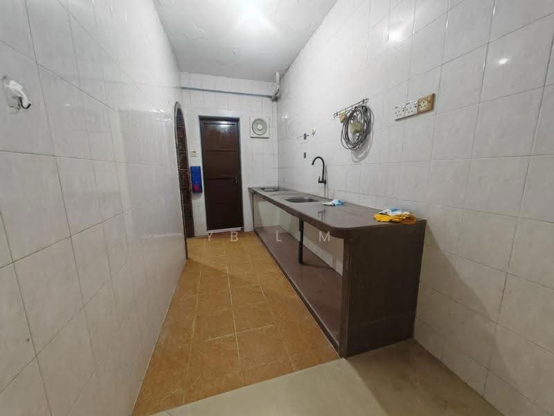 Flat for Sale at Taman Duyong Indah - YB Lim - Kitchen - PropertyGuru.com.my