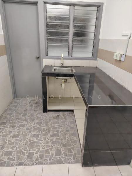 Flat for Sale at Flora Damansara Flat - Chloe Kong - Kitchen - PropertyGuru.com.my