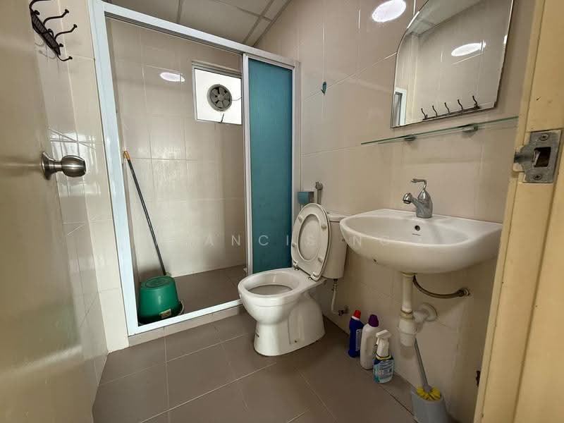 Service Residence for Rent at OUG Parklane - Francis Ng - Bathroom - PropertyGuru.com.my