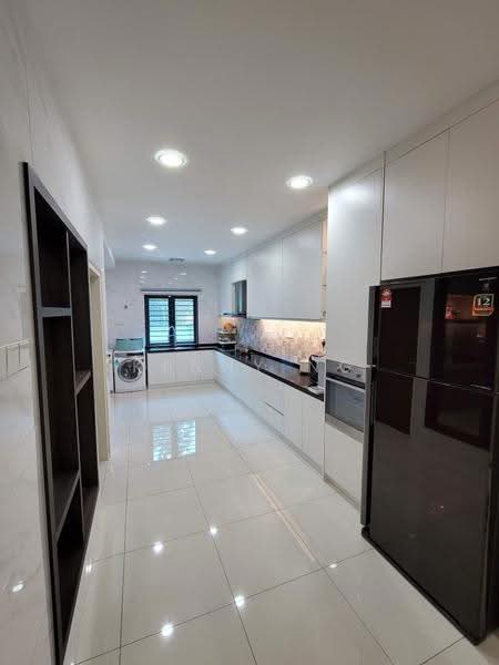 Rumah Teres 2-Tingkat untuk Dijual di Bukit Raja (Selangor) - Kenny Ng - Kitchen - PropertyGuru.com.my