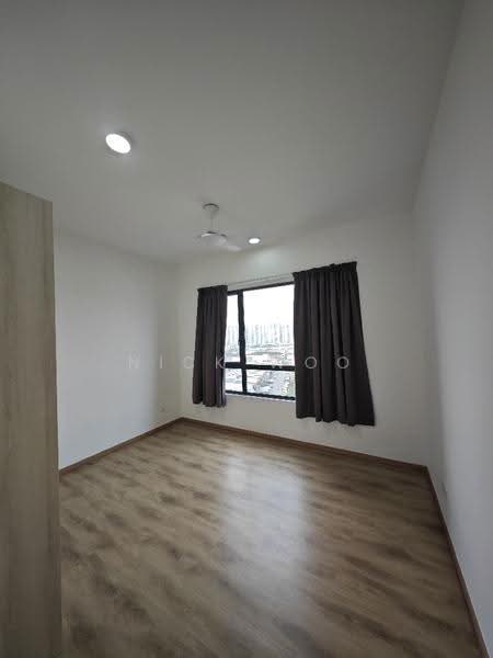 Kondominium untuk Dijual di The Vyne - Nick Woo - Bedroom - PropertyGuru.com.my