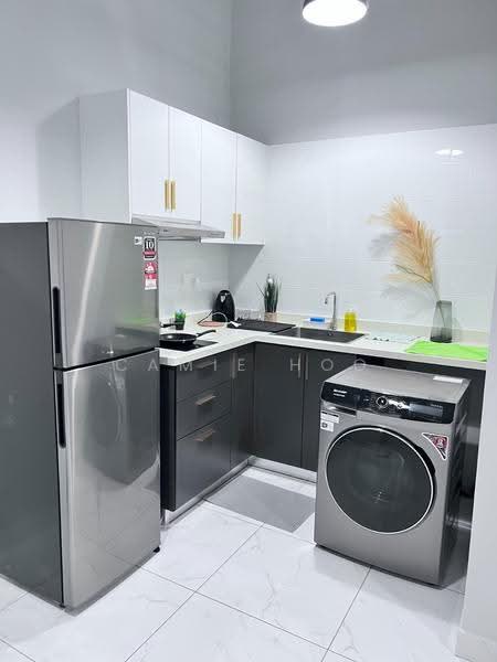 Service Residence for Sale at Arte Cheras - Camie Hoo - Kitchen - PropertyGuru.com.my
