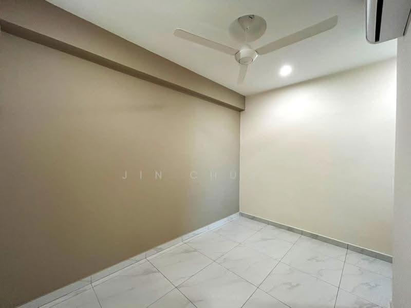 Flat for Sale at Lucky Garden - Jin Chuah - PropertyGuru.com.my