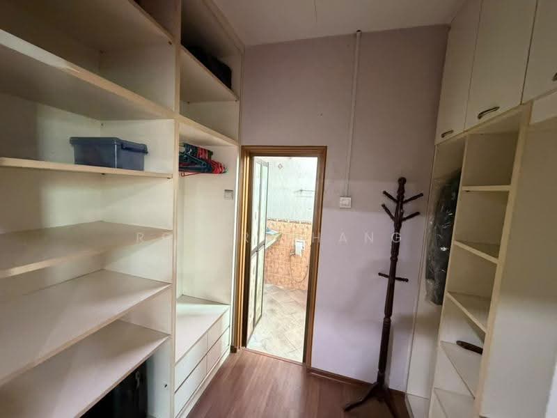 Semi-Detached House for Sale in Bukit Raja (Selangor) - Roger Phang - Interior - PropertyGuru.com.my