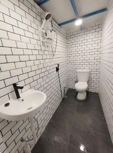 Rumah Teres 2-Tingkat untuk Disewa di George Town (Penang) - CY Ong - Bathroom - PropertyGuru.com.my