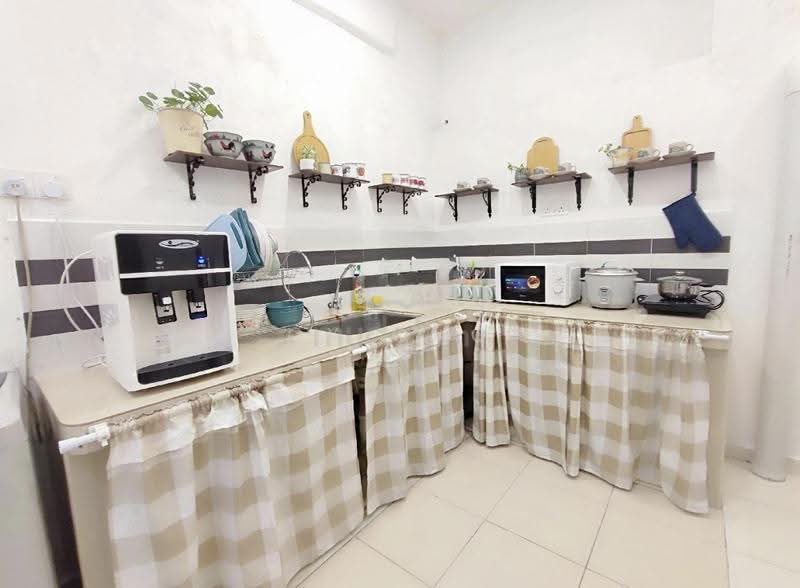 Rumah Teres 2-Tingkat untuk Disewa di George Town (Penang) - CY Ong - Kitchen - PropertyGuru.com.my