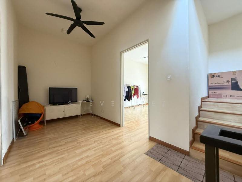 3-storey Terraced House for Sale in Rawang (Selangor) - Steven Lee - Living Room - PropertyGuru.com.my