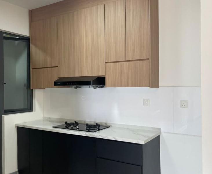Kediaman Servis untuk Dijual di The Era @ Duta North - CH Ng - Kitchen - PropertyGuru.com.my