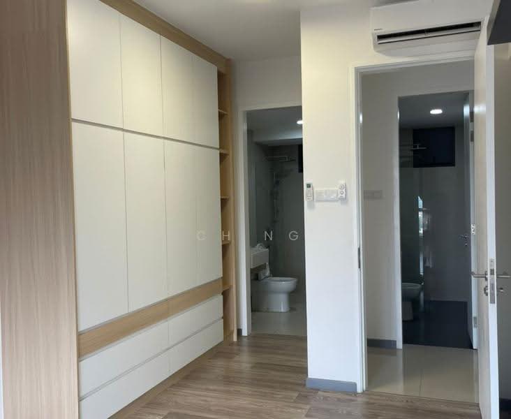 Kediaman Servis untuk Dijual di The Era @ Duta North - CH Ng - Bathroom - PropertyGuru.com.my