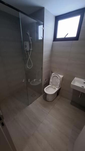 Service Residence for Rent at BeCentral @ i-City - Jeff Ng - Bathroom - PropertyGuru.com.my