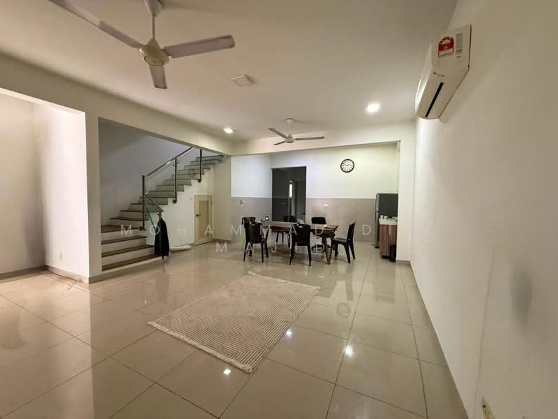 3-storey Terraced House for Sale in Cyberjaya (Selangor) - Mohammad Din Majid - Dining Room - PropertyGuru.com.my