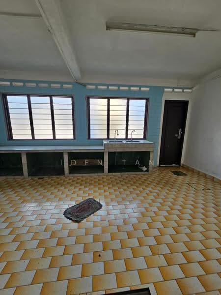 1-storey Terraced House for Sale in Taman Sri Skudai (Skudai) - Iden Tan - Kitchen - PropertyGuru.com.my