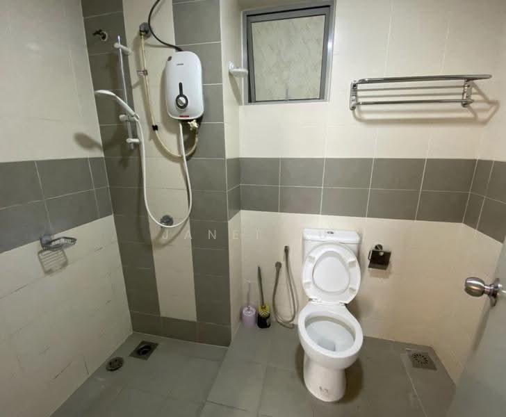 Kediaman Servis untuk Dijual di Garden @ One South - Janet Au - Bathroom - PropertyGuru.com.my